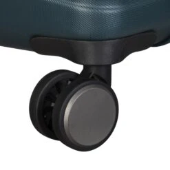 IT Luggage Fusional - 4pc Set (Mediterranean Green) -IT Luggage Shop 32987A UK16 2920 08MediterraneagreenS730SSWheel