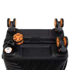 Convertible - Large (Black) -IT Luggage Shop 33308 UK16 3147 08BlackSSWheelsbottom1 7a93bbf7 0377 4567 a16b 0f05a2231316