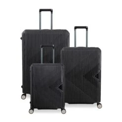 IT Luggage Tenacious - Medium (Black) 21 IT Luggage Tenacious - Medium (Black) -IT Luggage Shop 34237 UKTenacious15 3227 08BlackSSFrontpaneldirectly1 2