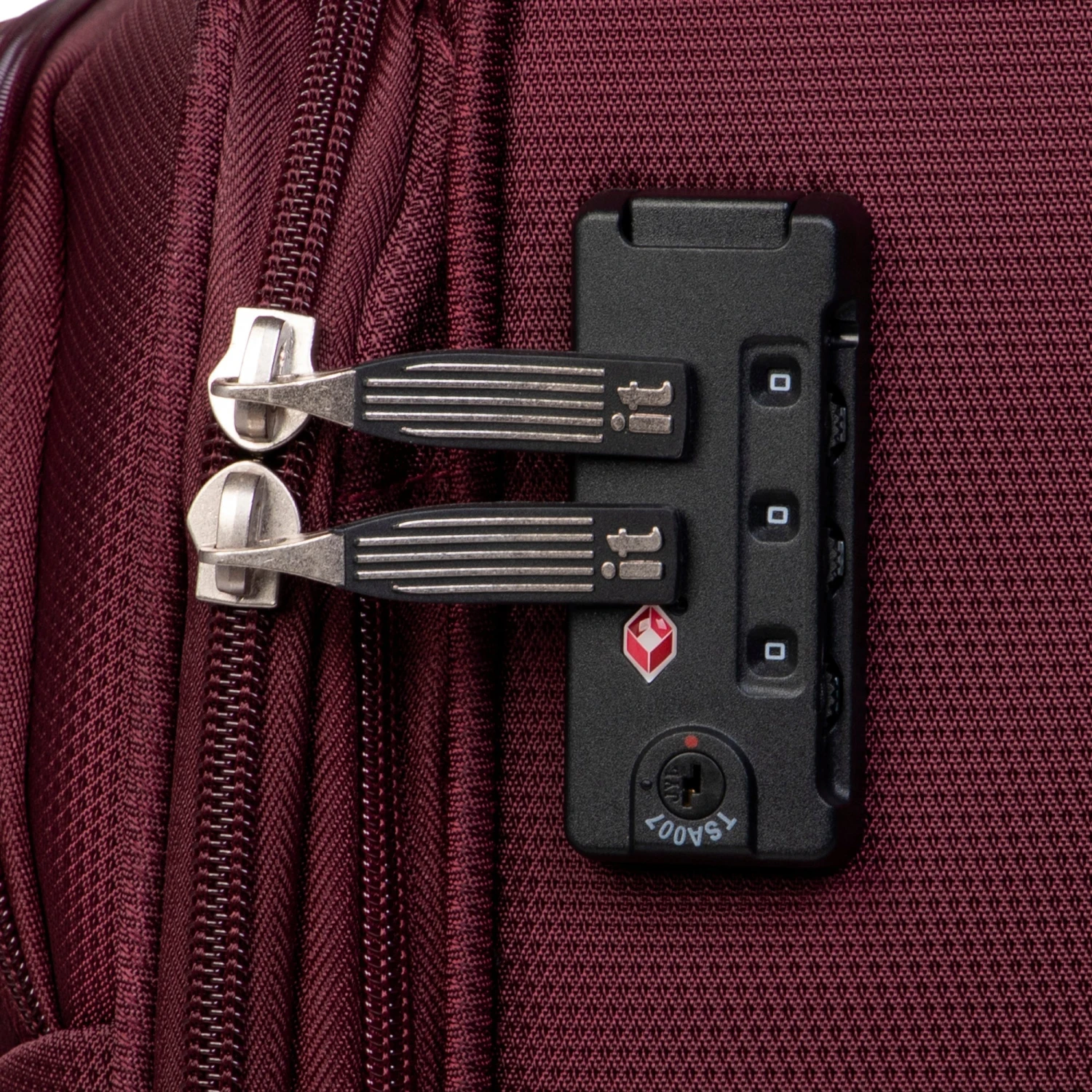 IT Luggage Intrepid - Cabin (Dark Red) 3 IT Luggage Intrepid - Cabin (Dark Red) - Image 3