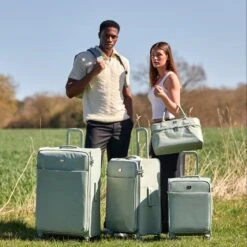 IT Luggage Lustrous Luxe - Cabin (Desert Sage) -IT Luggage Shop it 3103250382 green